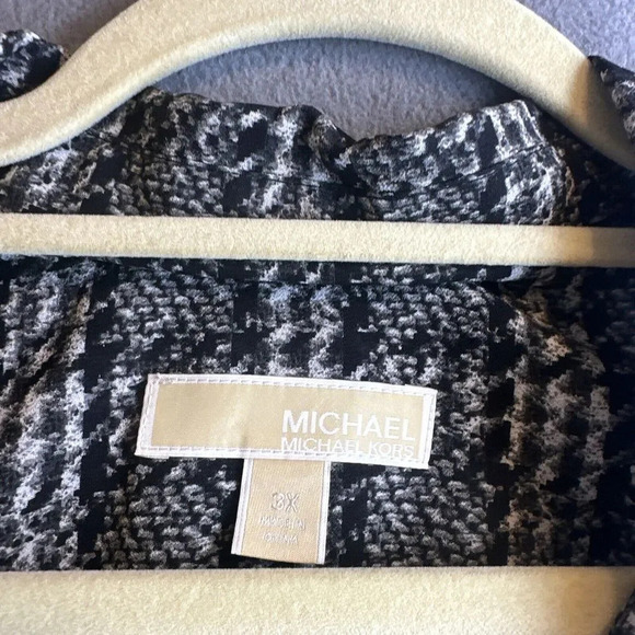 Michael Michael Kors Button Up Top Studded Snake Semi Sheer Blouse Plus Size 3X - Picture 6 of 8